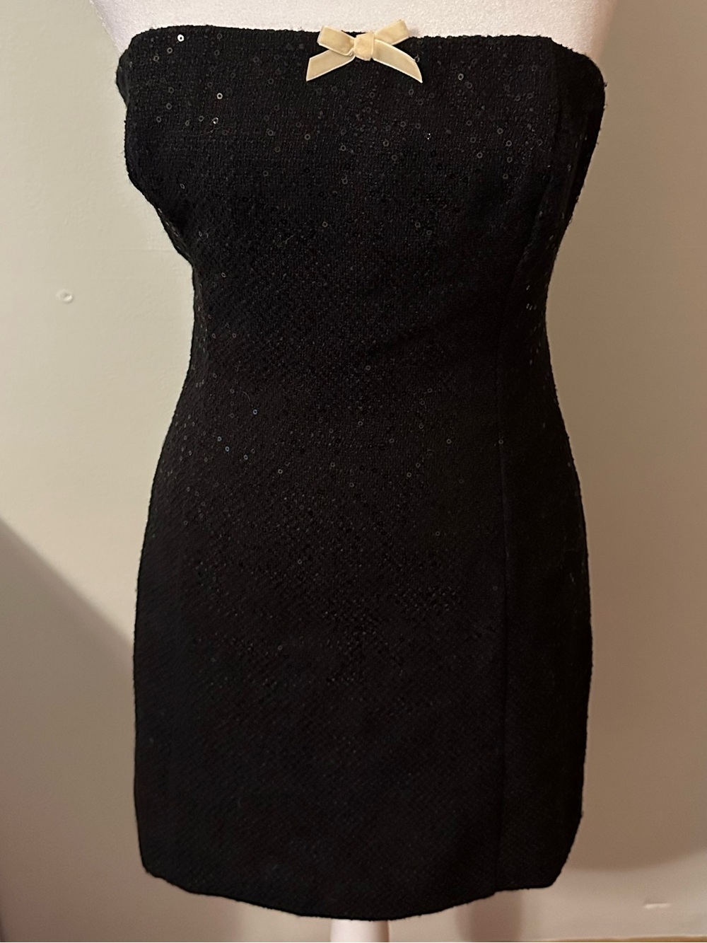 NWOT Sequin Altar’d State Black Strapless Bodycon Essential Mini Dress w/ Bow - Picture 2 of 3